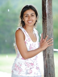 Ambar Girls With Hairy Pussies Talking Dirty