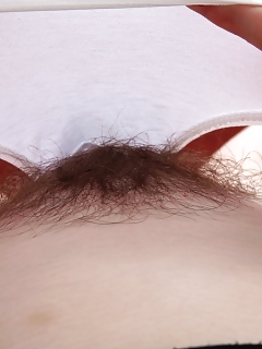 Quinzel Stepmoms Hairy Pussy