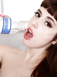 Simone Sexy Girls Hairys