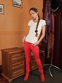 Skinny Pics