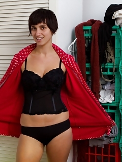 Liandra Dahl Little Hairy Pussy