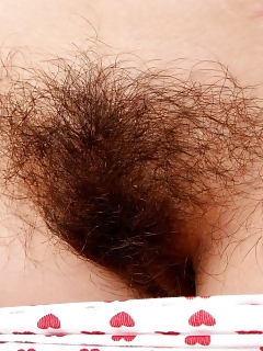 Penny Open Hairy Mature Pussy