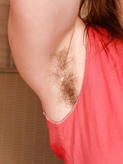 Usnea Girls Lick Hairy