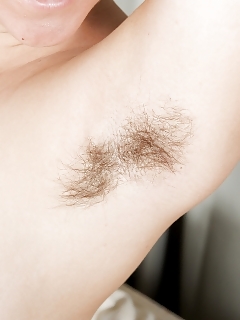 Tiara Hairy Sara Pussy