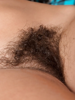 Katie Hairy Mature Big Pussy Lips Pictures