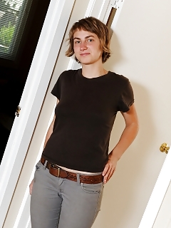 Joe Mature Hairy Pussy Closeup