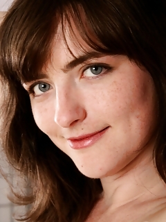 Snow Mature Hairy Pussy Lesbian Pictures